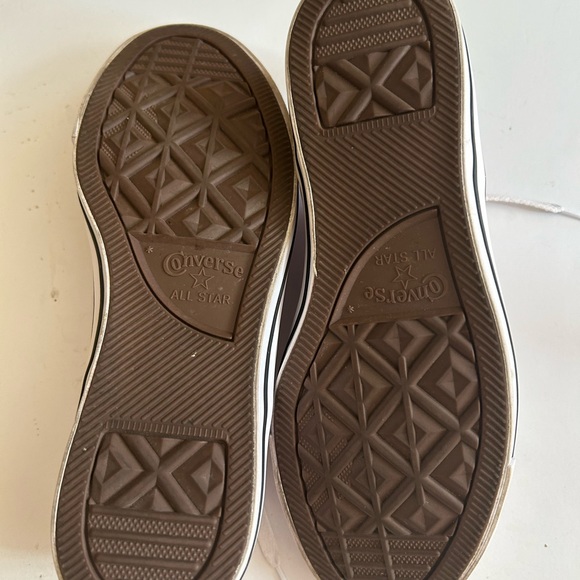 Chuck Taylor Converse - Picture 4 of 4